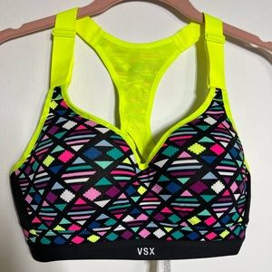 Victoria’s Secret VSX Sports Bra 32C